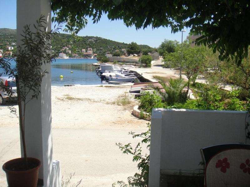 Apartments Ivan Orlic Vinišće Dış mekan fotoğraf